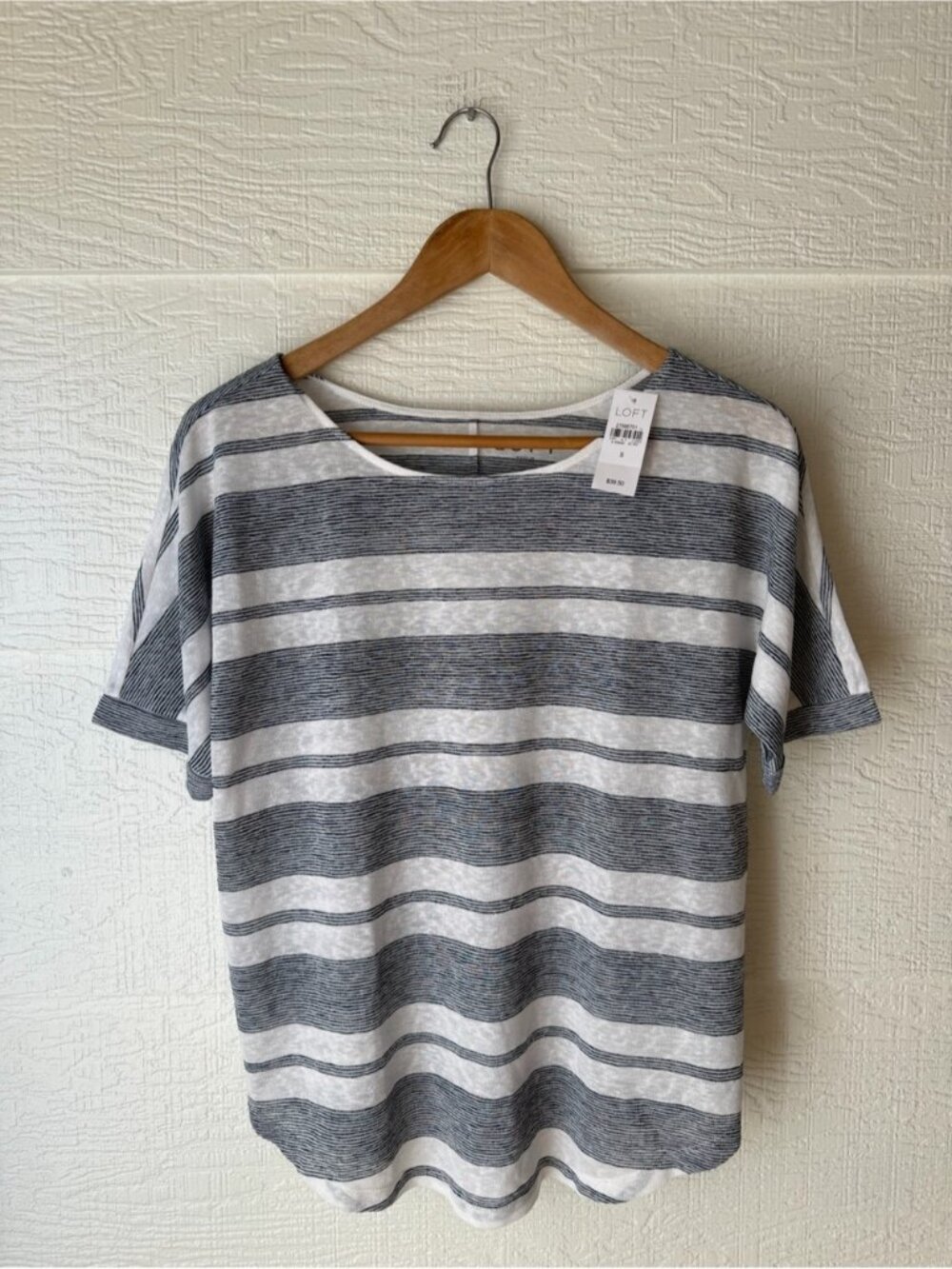 Striped Short Sleeve Top Small NWT Soft Knit Tee